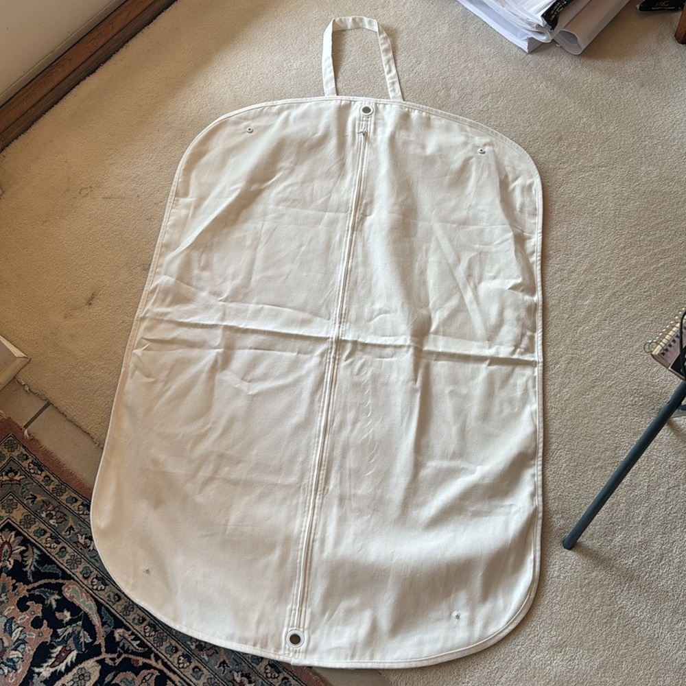 Gucci Canvas Garment Bag and Shopping Bag - Picture 9 of 9